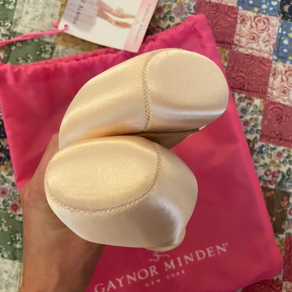 NEW w tags Gaynor Minden Pointe Shoes - 8W4SDH - S - Picture 5 of 6